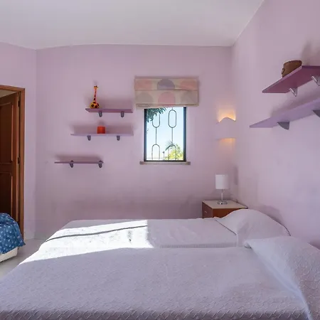 Large Luxury Close To * Guia (Faro)