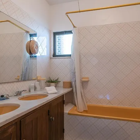 Large Luxury Close To *
